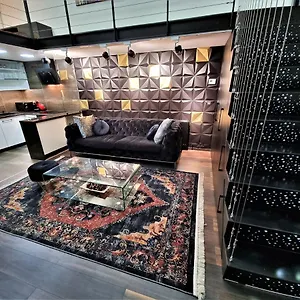 Goldcentral Art B6 Appartamento Budapest
